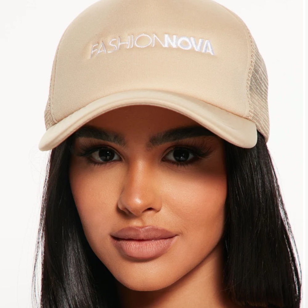New Fashion Nova Beige Adjustable Trucker Hat